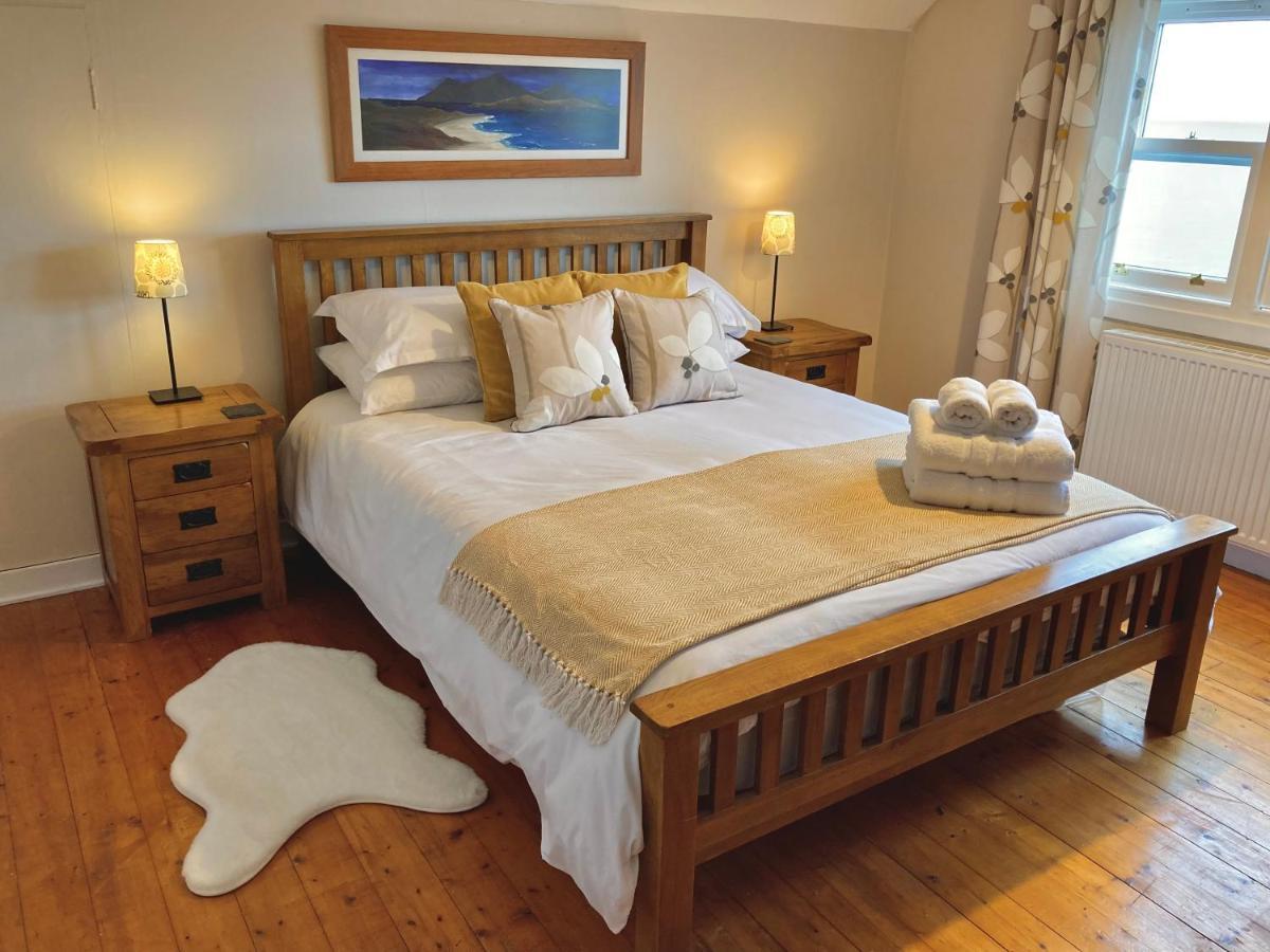 Craigneuk Near Oban, Stunning Home With Sea Views Exterior foto